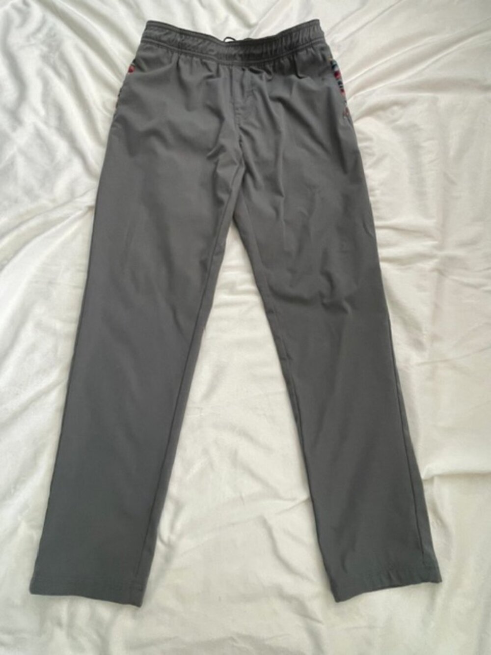 Wowie Men’s Ruched Drawstring Embroidered Pocket Pants, Gray, Size M